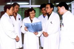 ¾Ϻح÷ѧ峵ȴӲ㳣ʦ