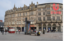 ����þ������л�ƶ��´�ѧ�����ⷿ���ϵ���